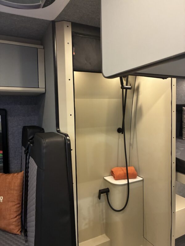 950 Aluminium Shower Cubicle STAR